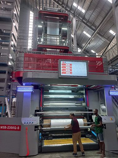Nigeria client's first 5-layer 2.7-meter POF machine