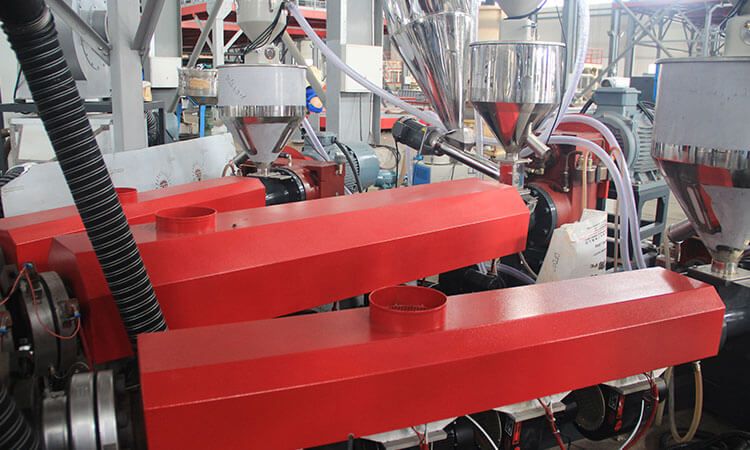 ClassicX Series-Blown Film Extrusion Line (Air-cooling)-3, 5 Layer Blown Extrusion Non-barrier Stretch Film Machine Extruder