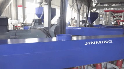 ClassicX 系列-薄膜吹塑风冷机型-农用薄膜吹塑机组的视频展示